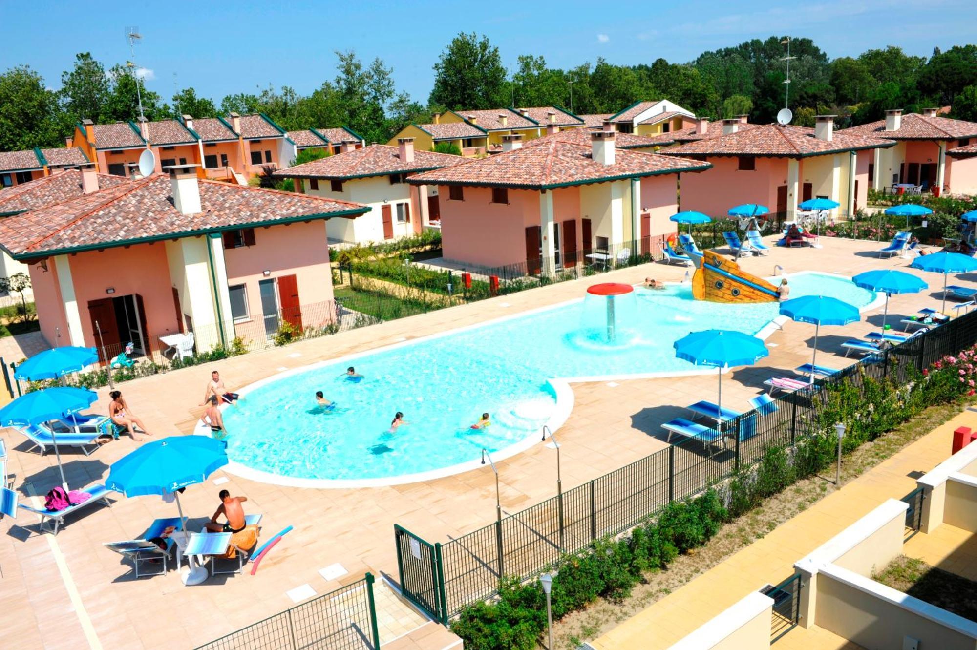 Airone Bianco Residence Village Lido delle Nazioni Bagian luar foto